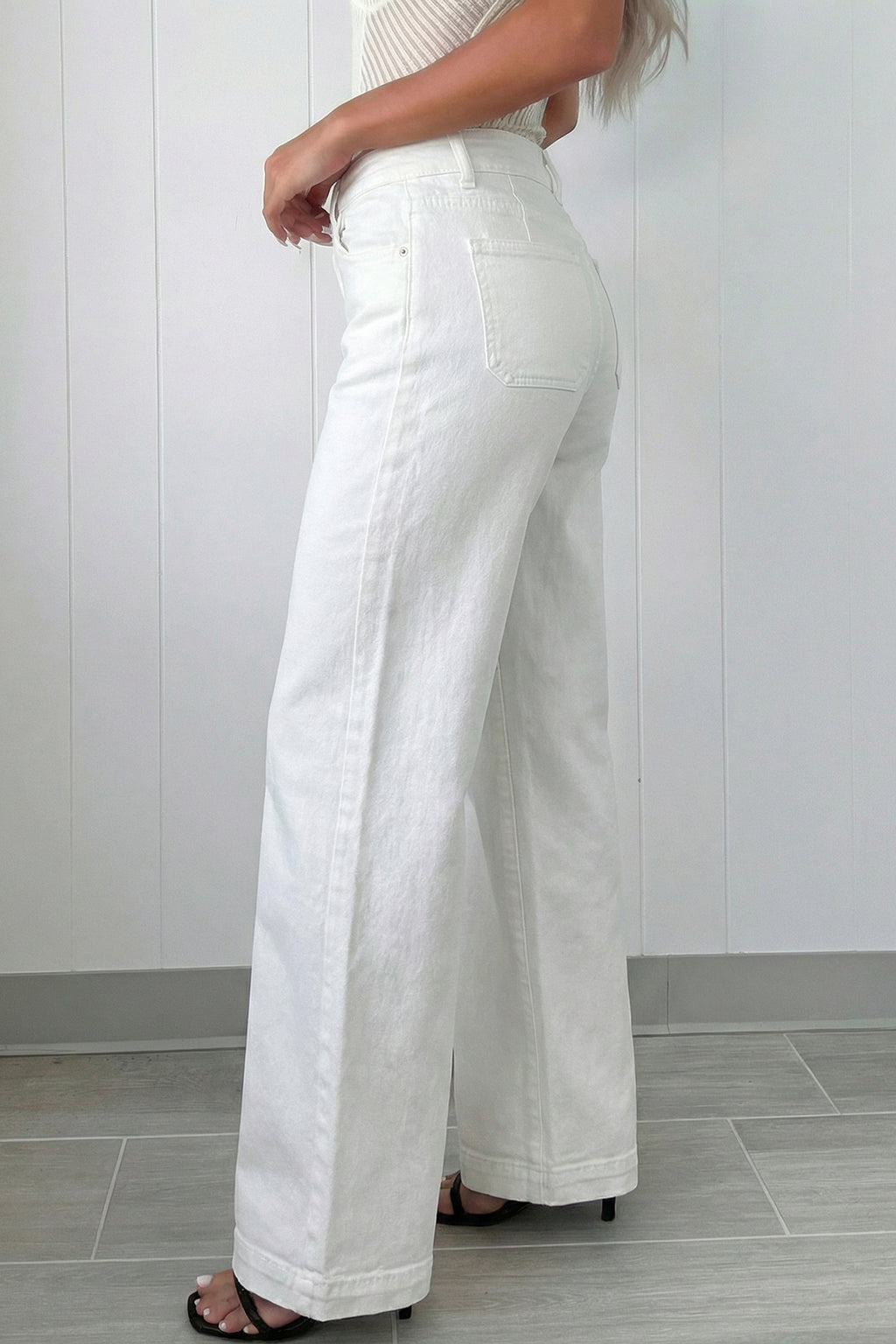 Bonbon 2-Button High Waist Wide Leg Jeans